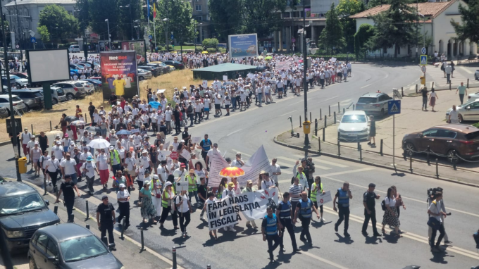 Discutii in urma protestelor: Concluzii ale MF dupa intalnirea cu expertii contabili