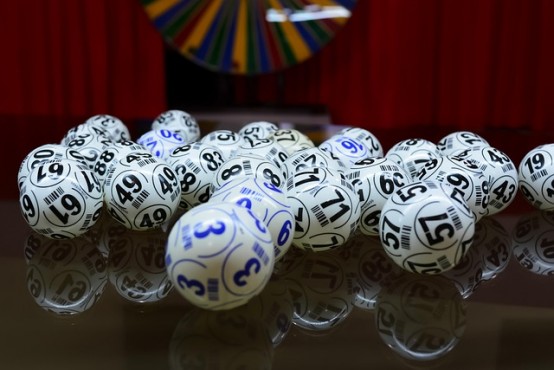 Organizare tombola cu premii in bani si vouchere: Monografie contabila si tratament fiscal